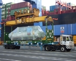 �berhohe Ladung erw�nscht: Um gr��ere Bauteile oder Maschinen innerhalb des normalen Containerstaus verladen zu k�nnen, bietet sich die Nutzung eines "Super-Rack" an
